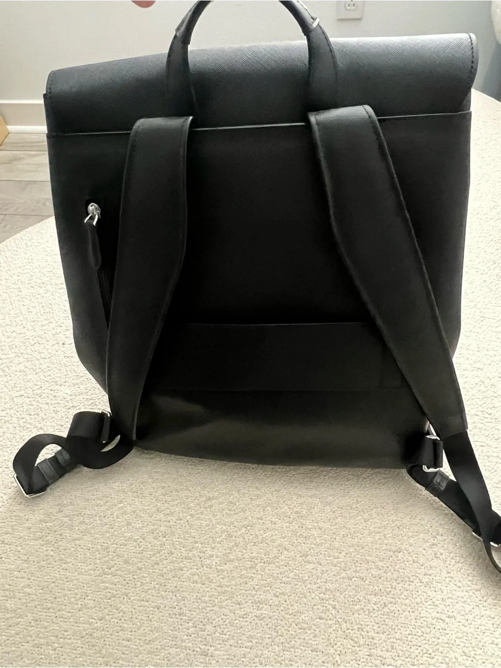 TUMI Black Leather Backpack - Minimalist Business Backpack - Picture 3 of 4